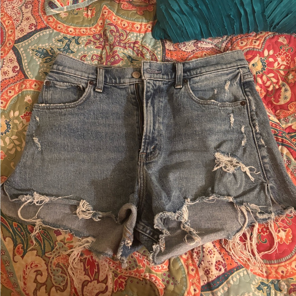 Abercrombie High Rise 90’s Cutoff Shorts